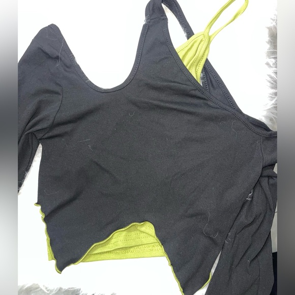 Juicici Top/Contrast Color Irregular Two-Piece Set - Picture 4 of 8